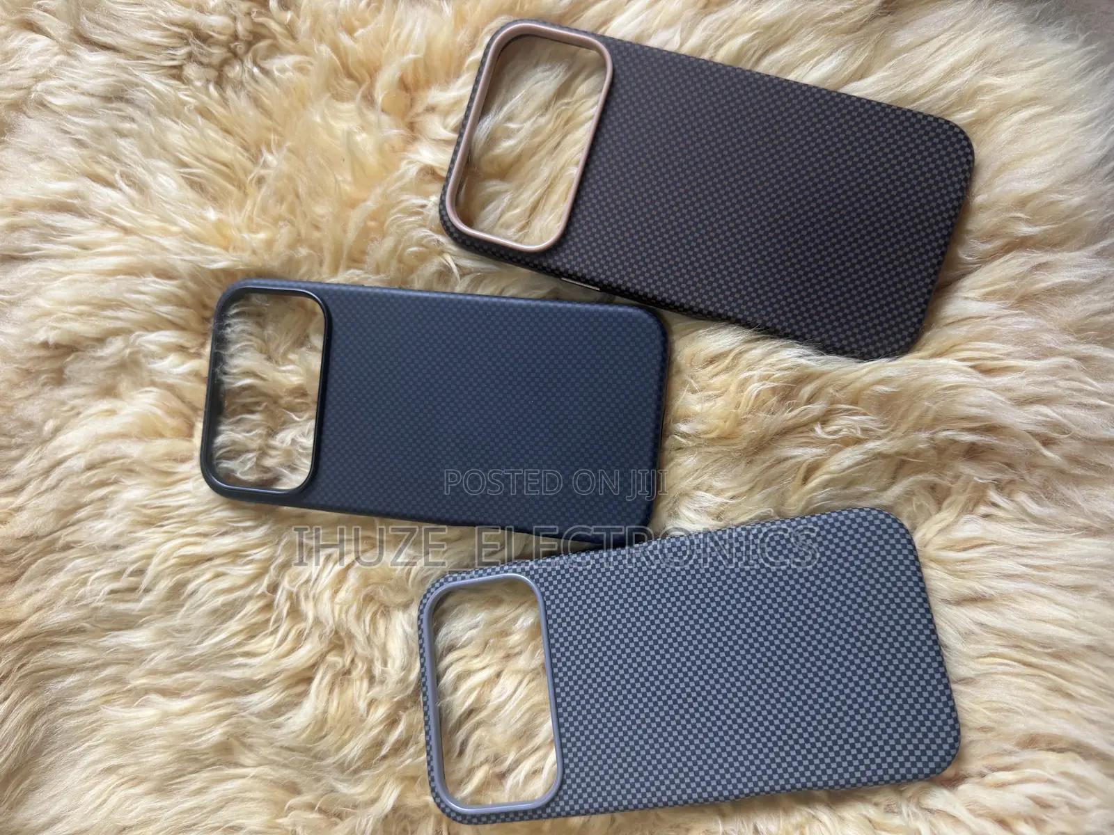 iPhone 17pro/17pro Max Carbon Fiber Protective Covers