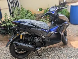 New Yamaha 2025 Black