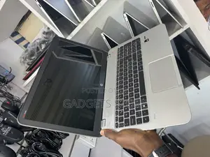 Laptop HP Envy 15 8GB AMD A8 SSD 256GB