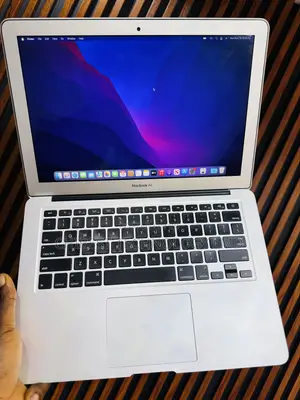 Laptop Apple MacBook Air 2017 8GB Intel Core i5 SSD 128GB