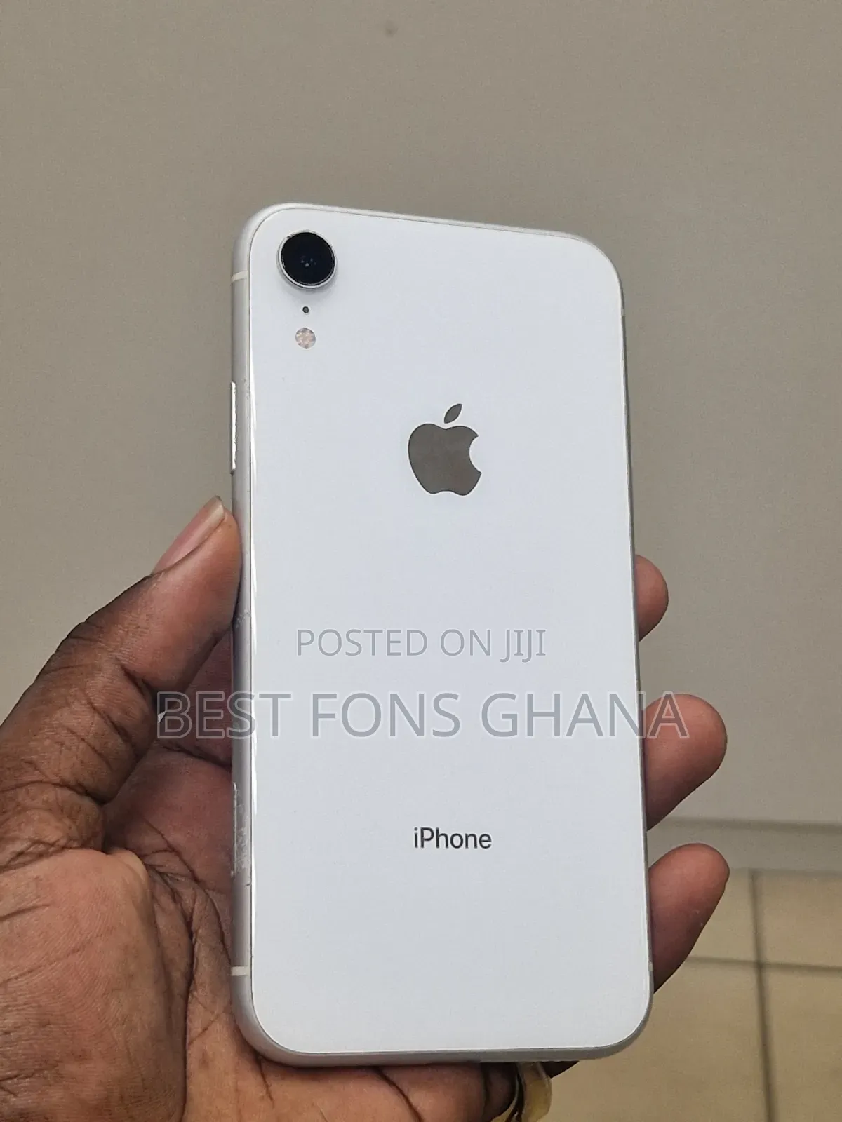 Apple iPhone XR 64 GB White