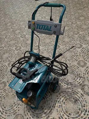 Total Car Wash Machine