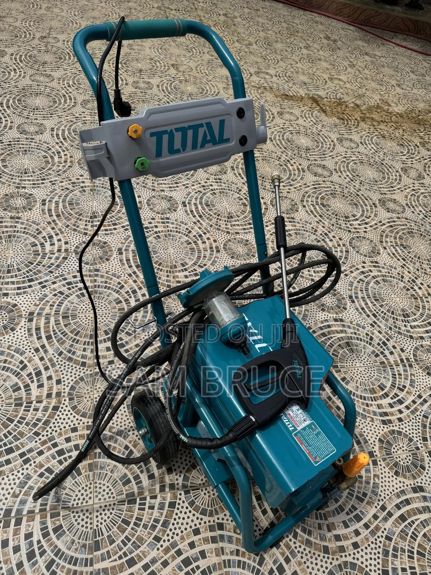 Total Car Wash Machine