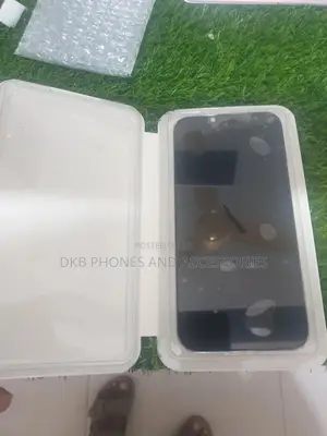 iPhone 14 Plus Screen