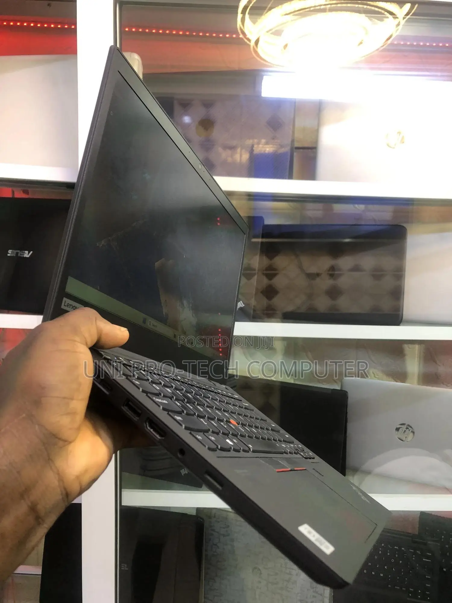 Laptop Lenovo ThinkPad T14 G1 12GB Intel Core I5 SSD 256GB