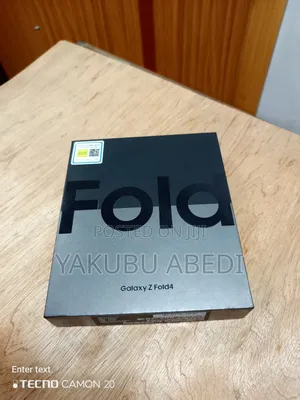 New Samsung Galaxy Z Fold4 256 GB Gray