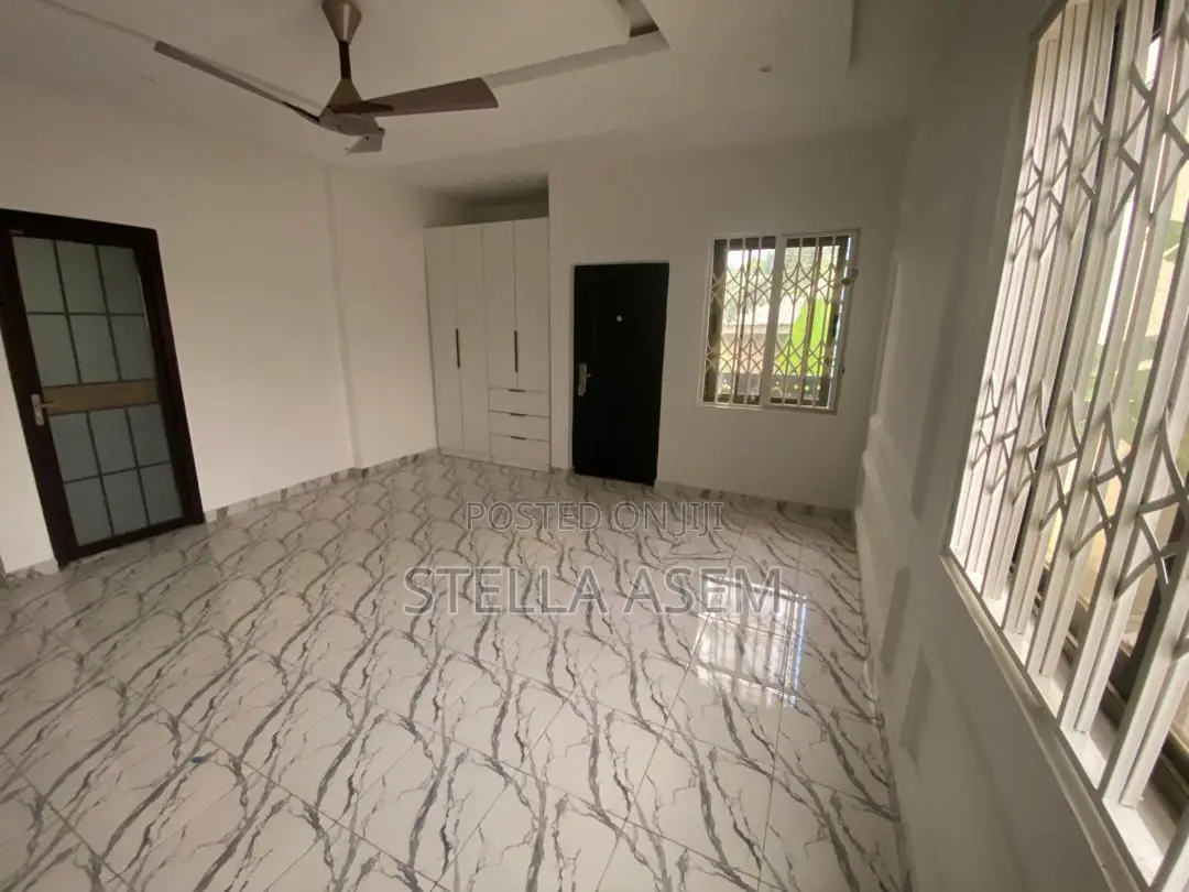4bdrm Townhouse/Terrace in Kay Real Estate, Pokuase for sale