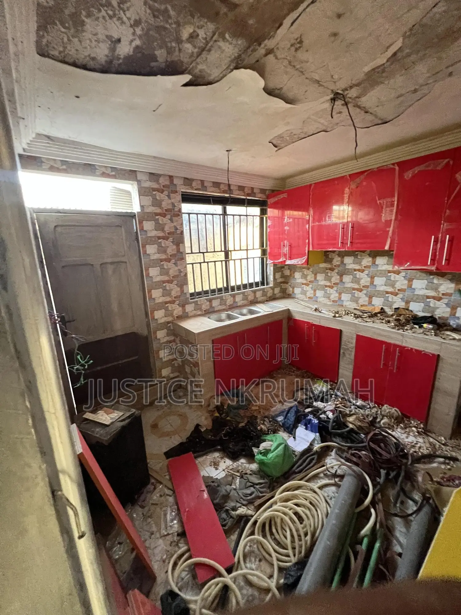 2bdrm Apartment in Mr Justice Estate, West Hills Mall Area for sale