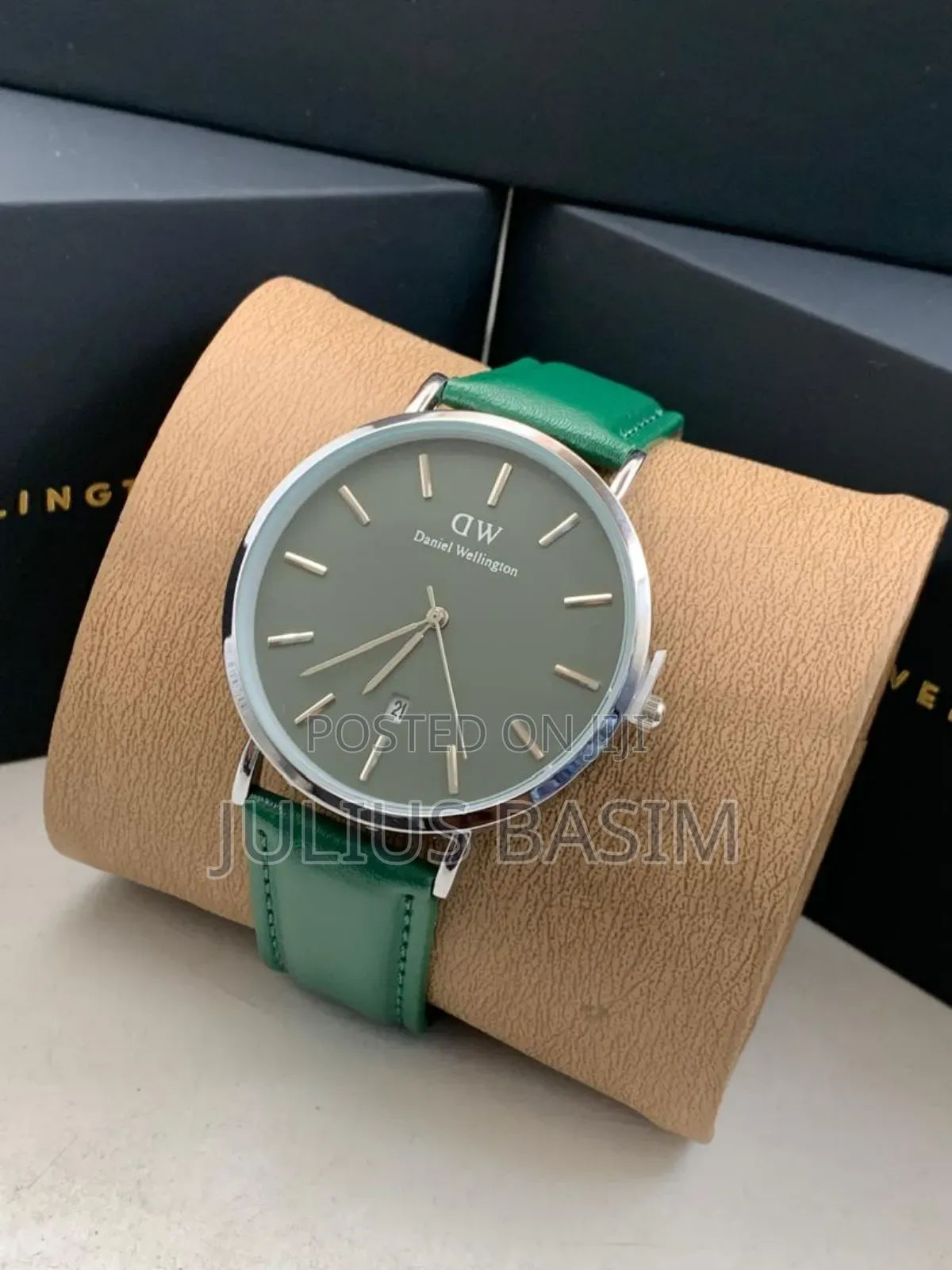 Daniel Wellington Watch in Box