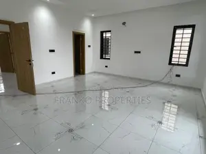 3bdrm House in Franko Properties, School Junction for rent