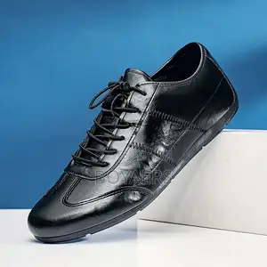Black Sneaker