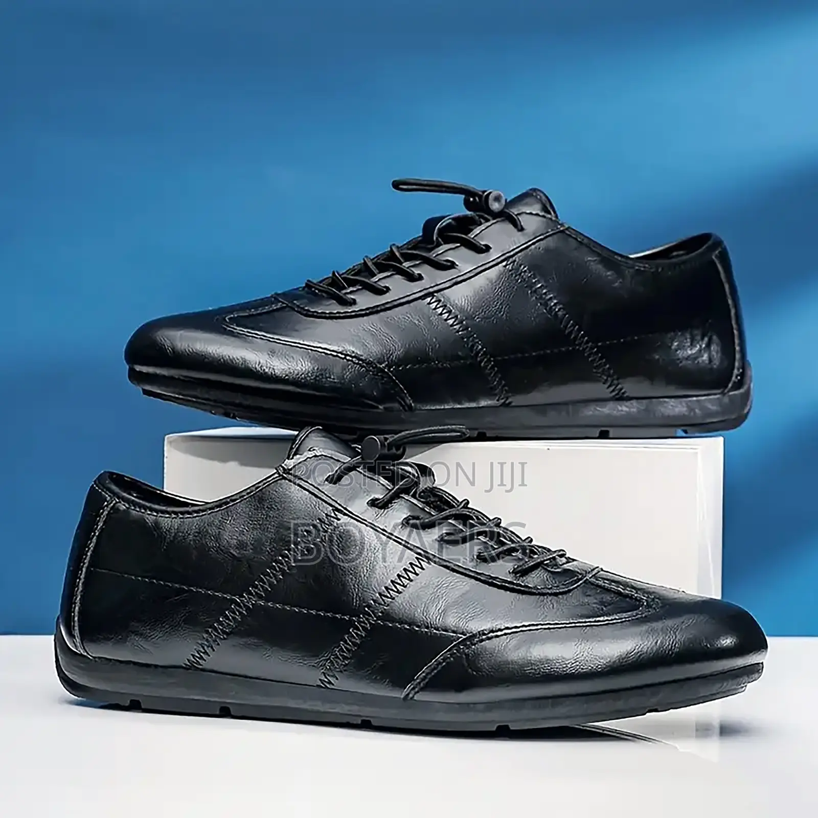 Black Sneaker