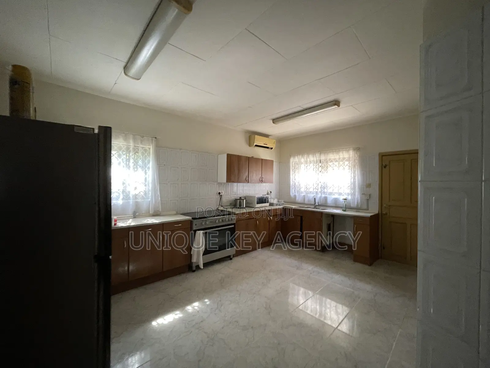 Furnished 4bdrm House in Unique Key Agency, Regimanuel Gray Estates