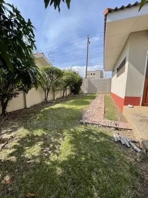 Furnished 4bdrm House in Unique Key Agency, Regimanuel Gray Estates