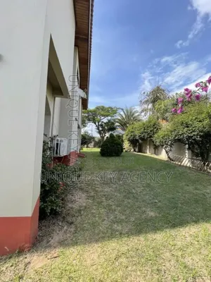 Furnished 4bdrm House in Unique Key Agency, Regimanuel Gray Estates
