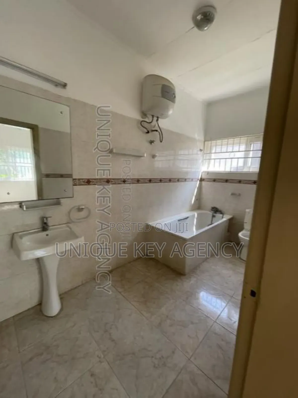 4bdrm House in Unique Key Agency, Regimanuel Gray Estates for rent