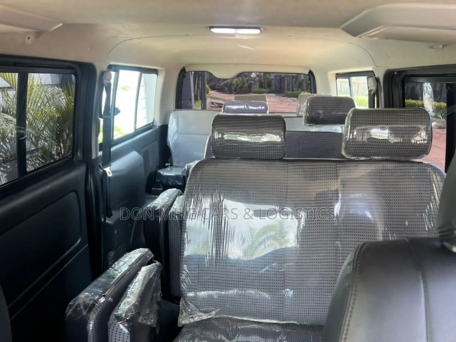 Toyota HiAce 2014 Grey