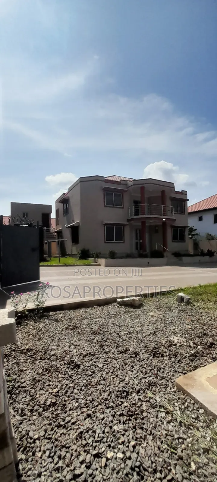 4bdrm House in Adjiringanor, Adjiriganor for sale