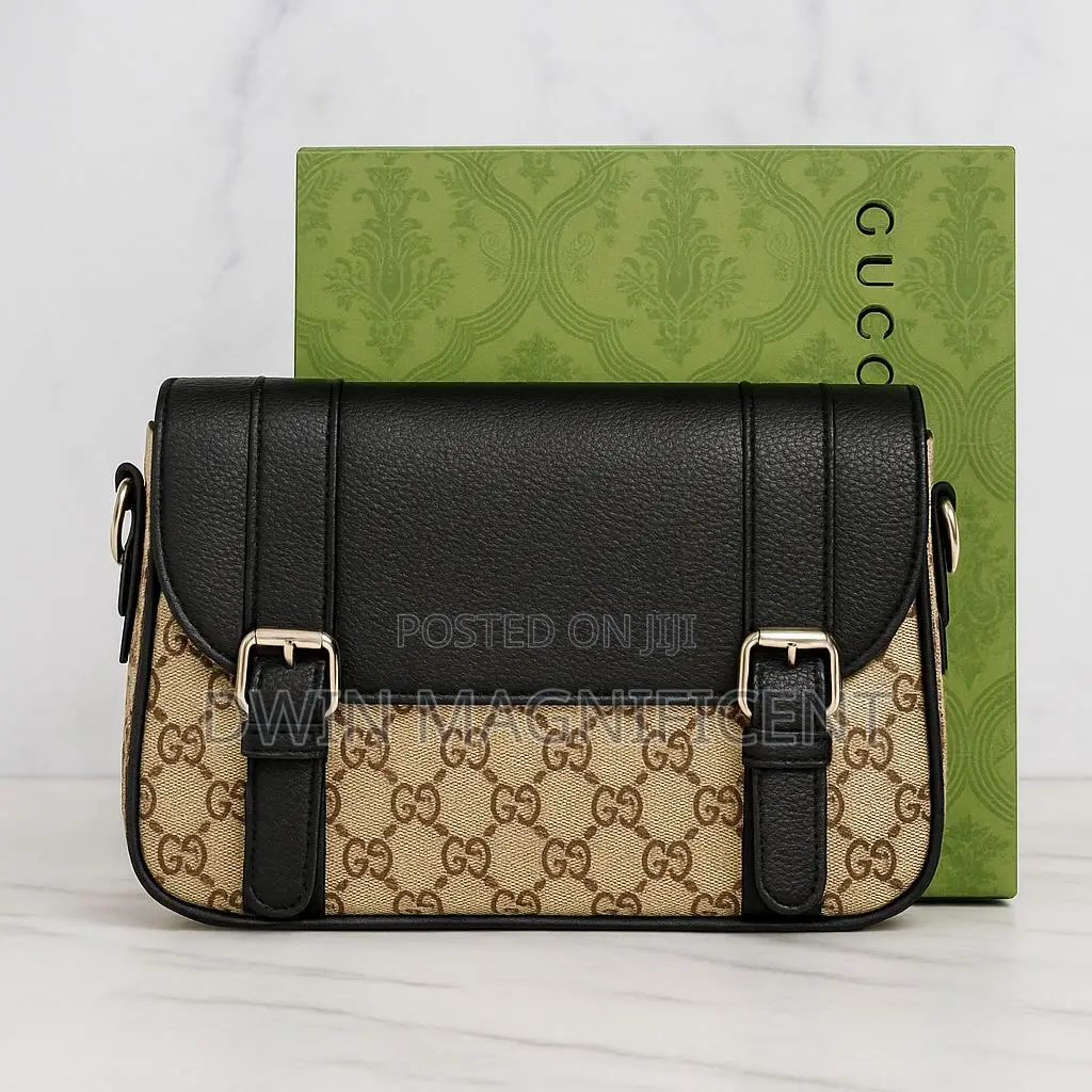 Gucci 1955 Horsebit Shoulder Bag in Gg Supreme Canvas