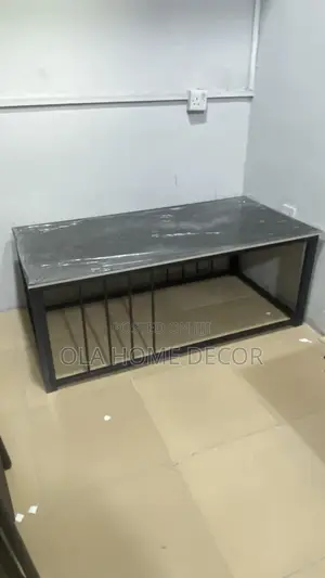 Center Table / Marble