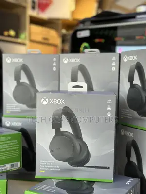 Xbox Wireless Gaming Headset – Over Ear Headphones – Spatial Audio