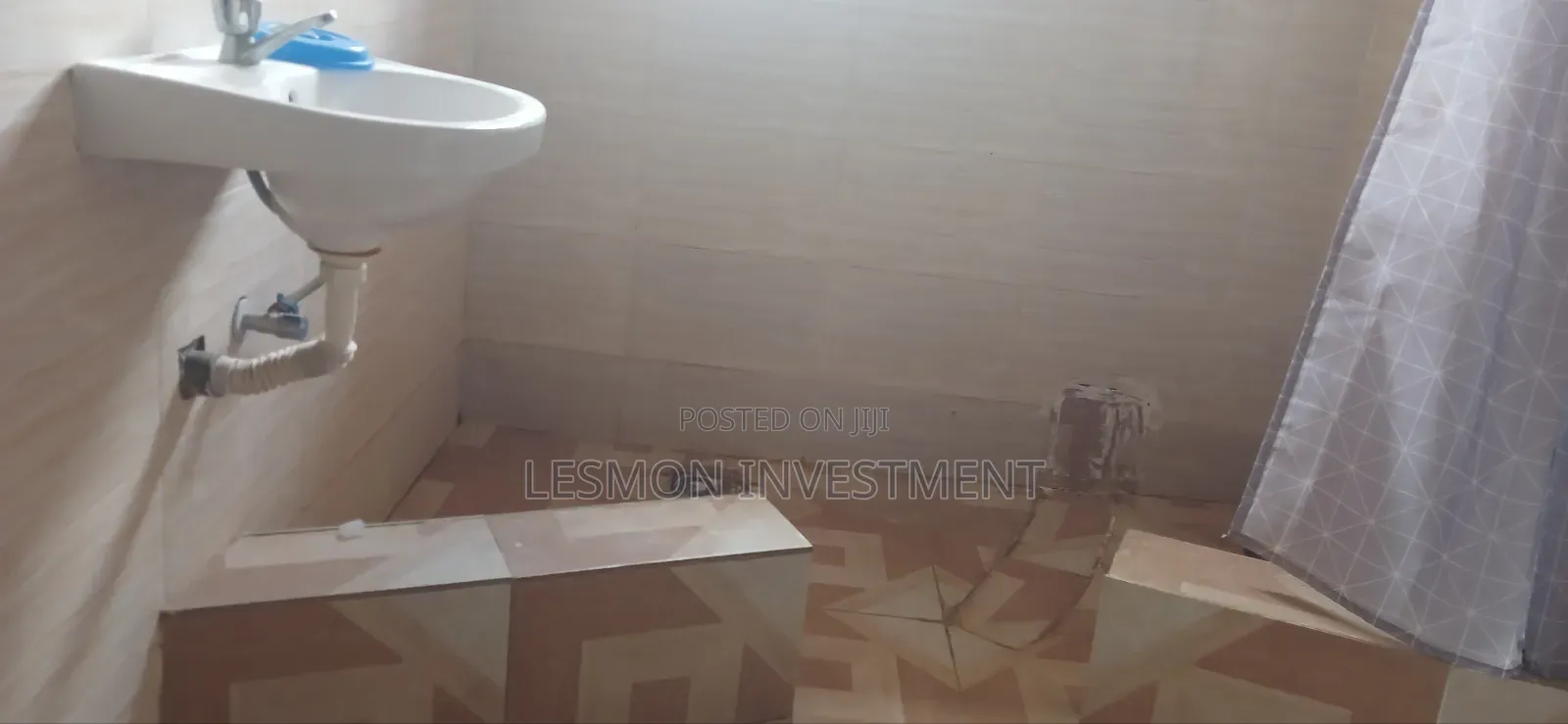 Furnished 3bdrm House in Amasaman for sale