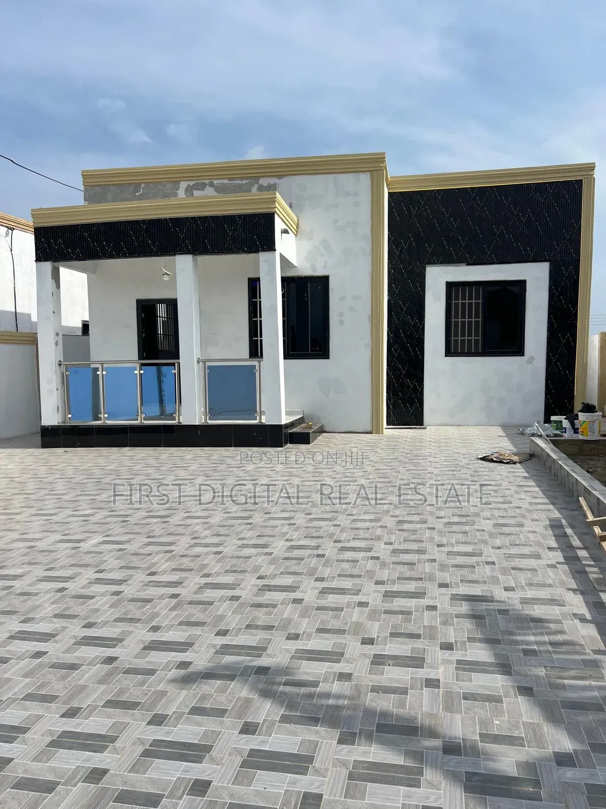 3bdrm Apartment in First Digital Real, Kasoa for sale