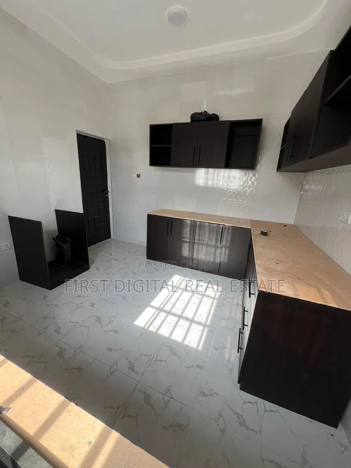 3bdrm House in First Digital Real, Awutu Senya East Municipal for sale