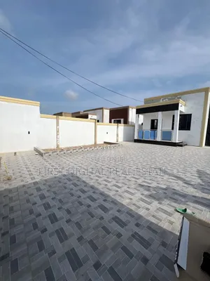 3bdrm House in First Digital Real, Awutu Senya East Municipal for sale