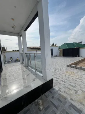 3bdrm House in First Digital Real, Awutu Senya East Municipal for sale