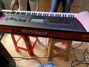 Roland Fantom-8 Synthesizer Workstation Keyboard