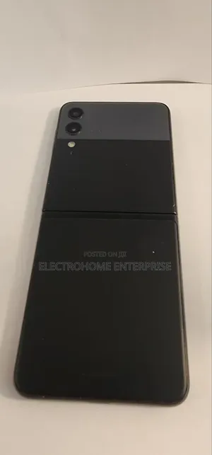 New Samsung Galaxy Z Flip 3 256 GB Black