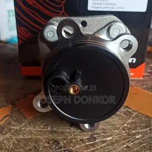 Yaris Ia and Scion Ia Back Hub