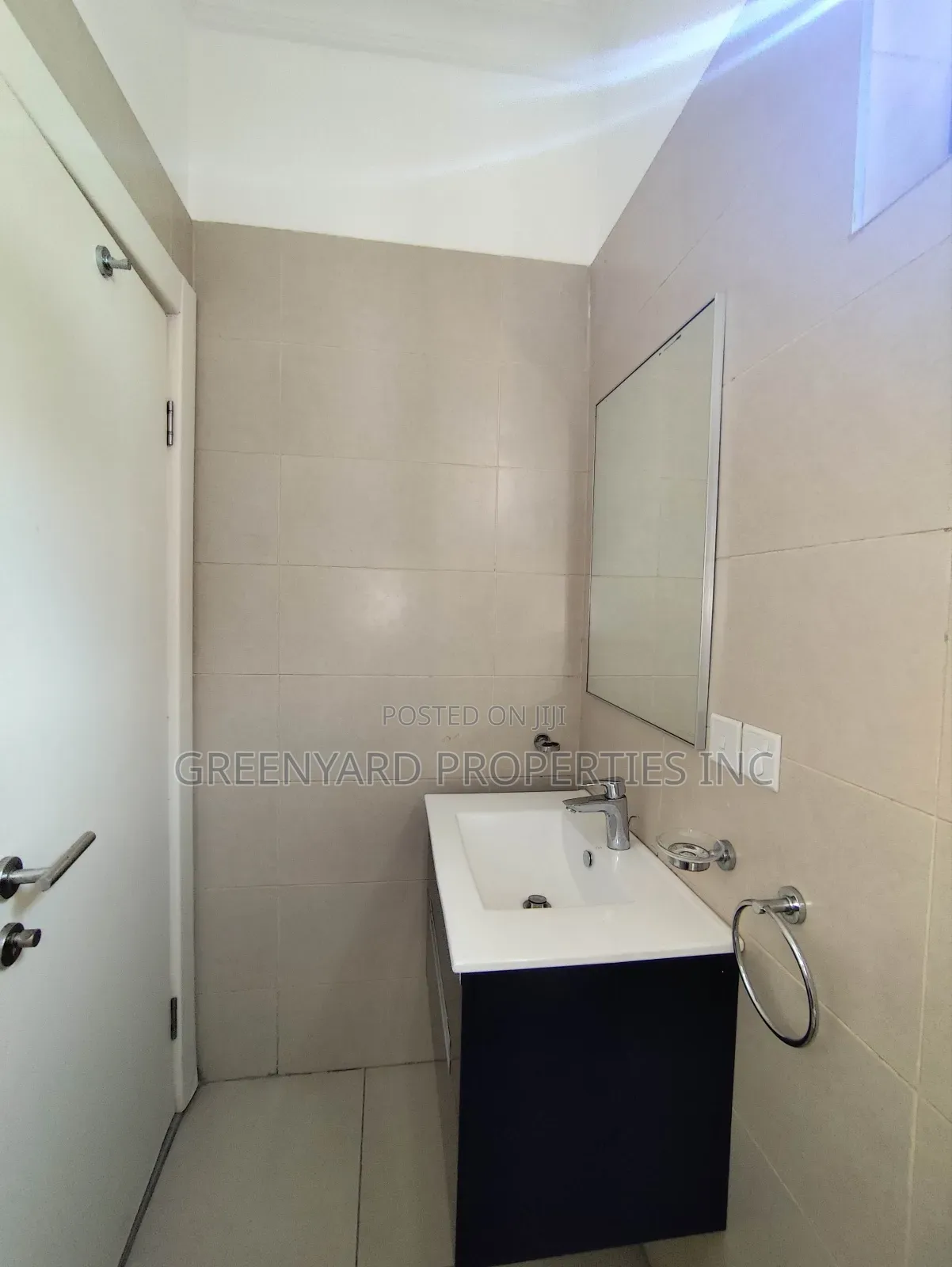 3bdrm House in American House, East Legon for rent