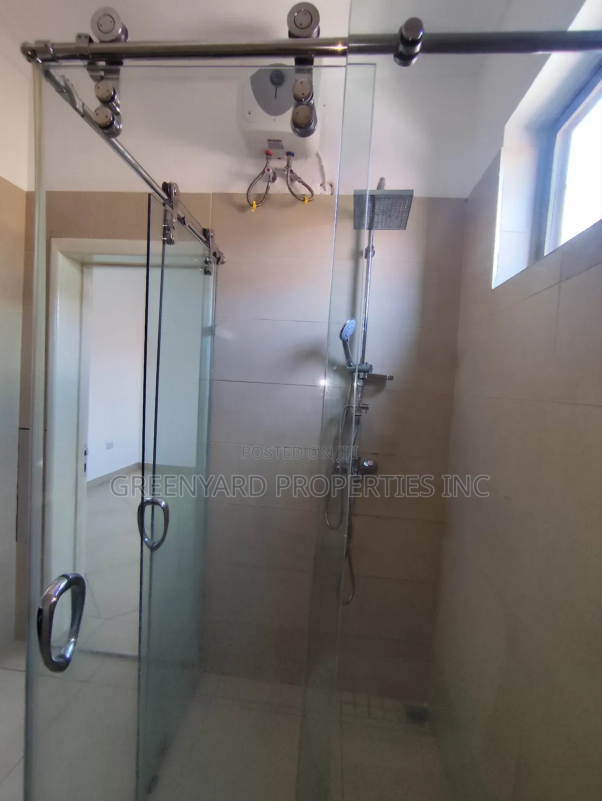 3bdrm House in American House, East Legon for rent