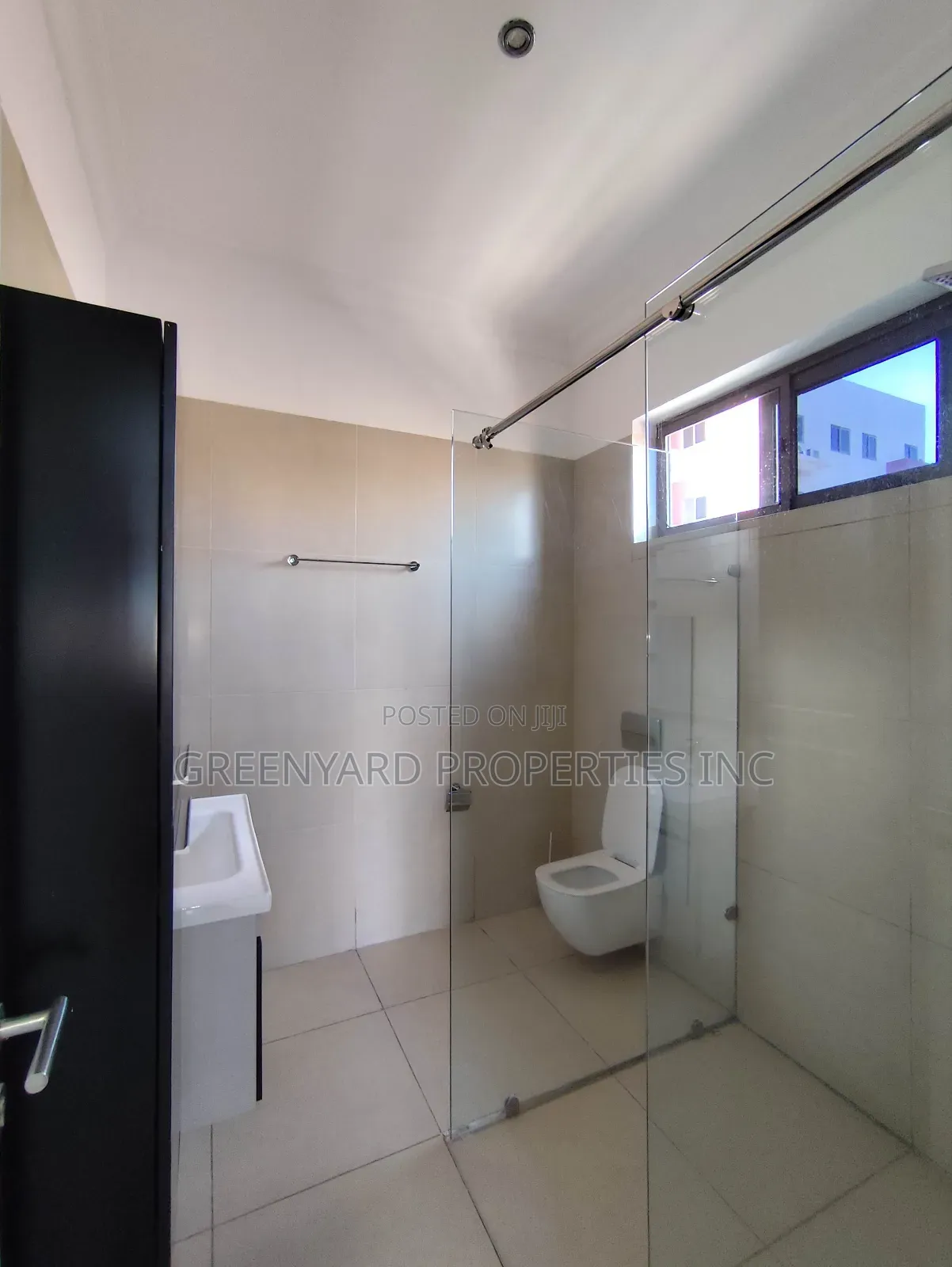 3bdrm House in American House, East Legon for rent