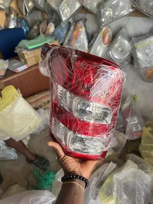 Mitsubishi L200 2015 2016 2017 2018 Tail Light