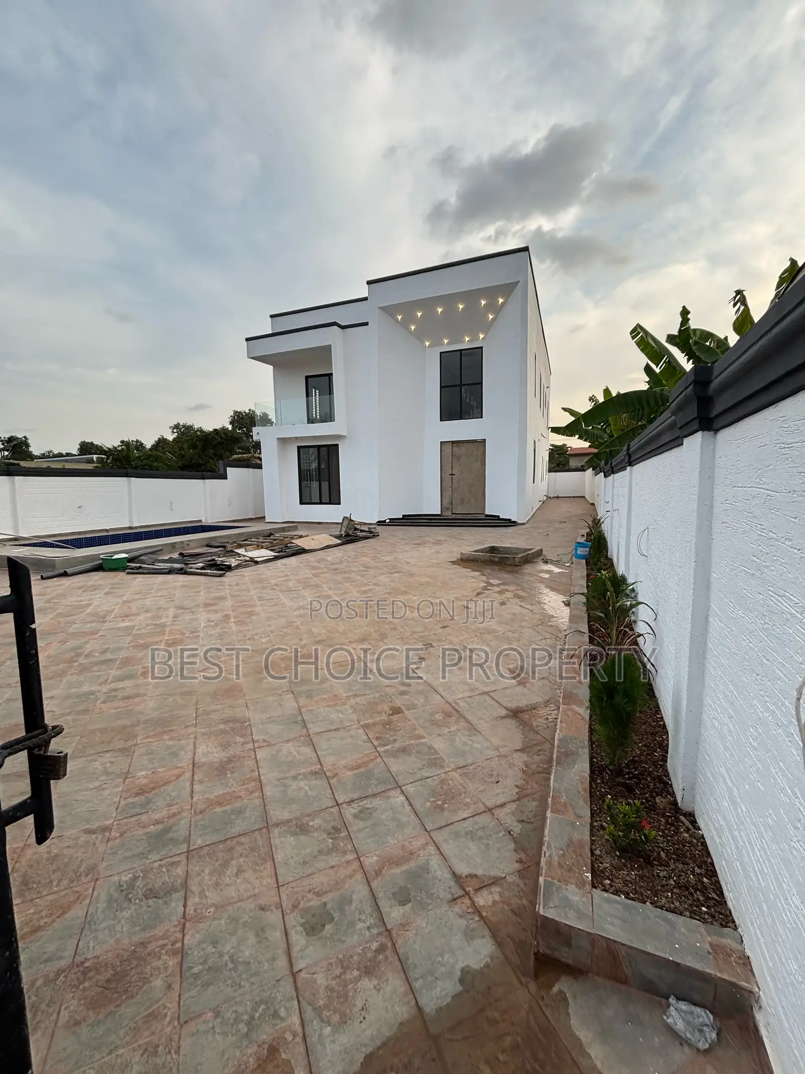 Executive 5 Bedroom Duplex House For Sale