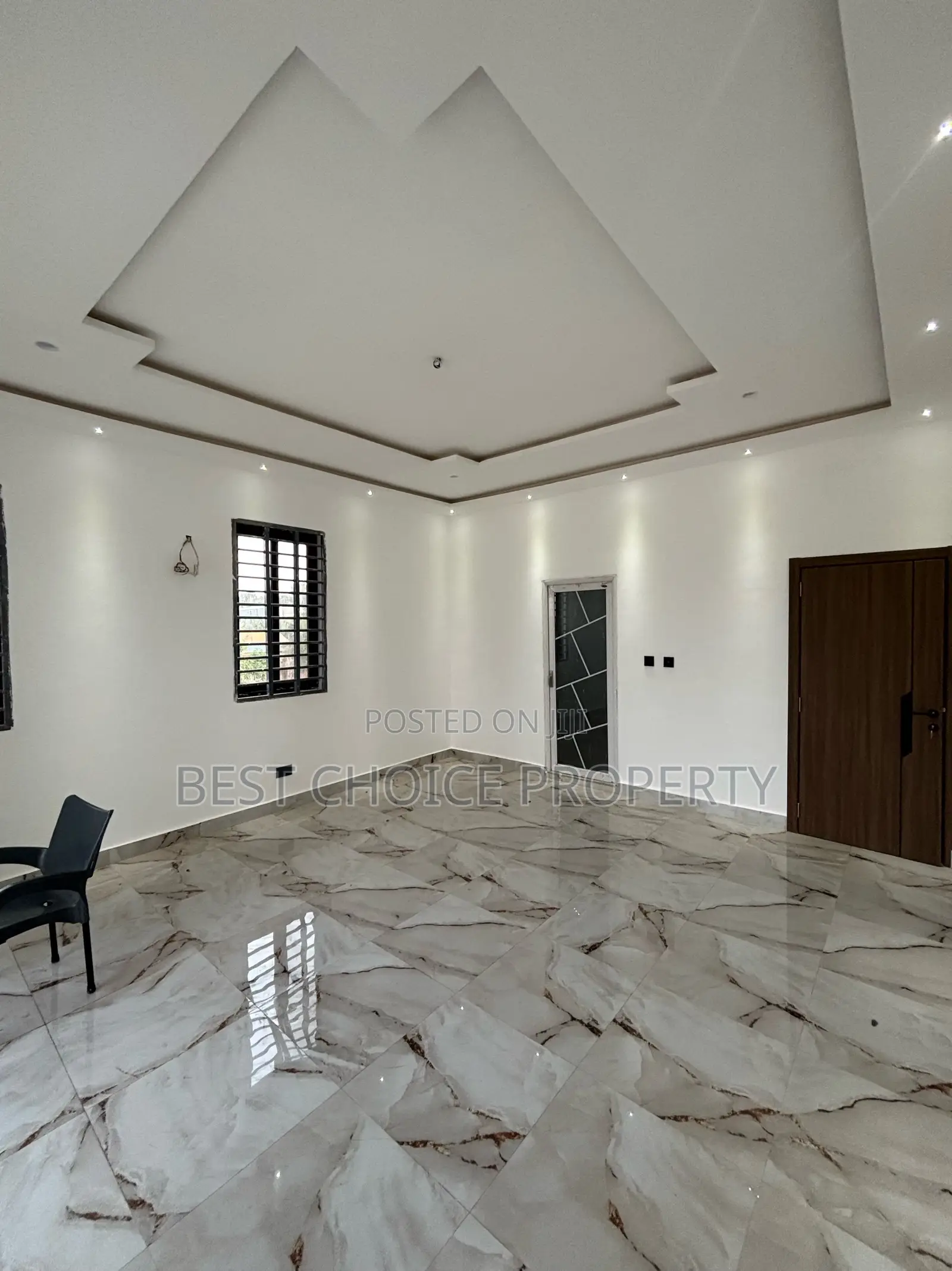 Executive 5 Bedroom Duplex House For Sale