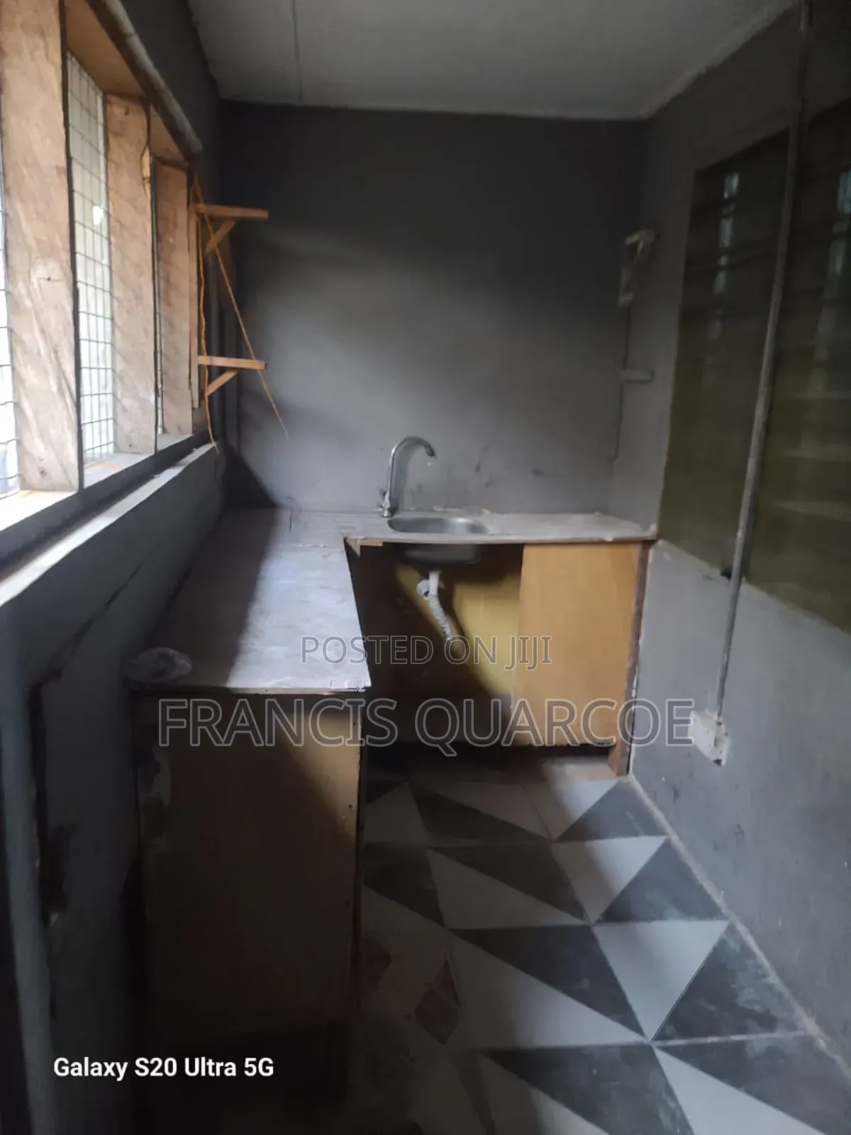 1bdrm Room & Parlour in Paradise Estates, Pillar 2 for rent