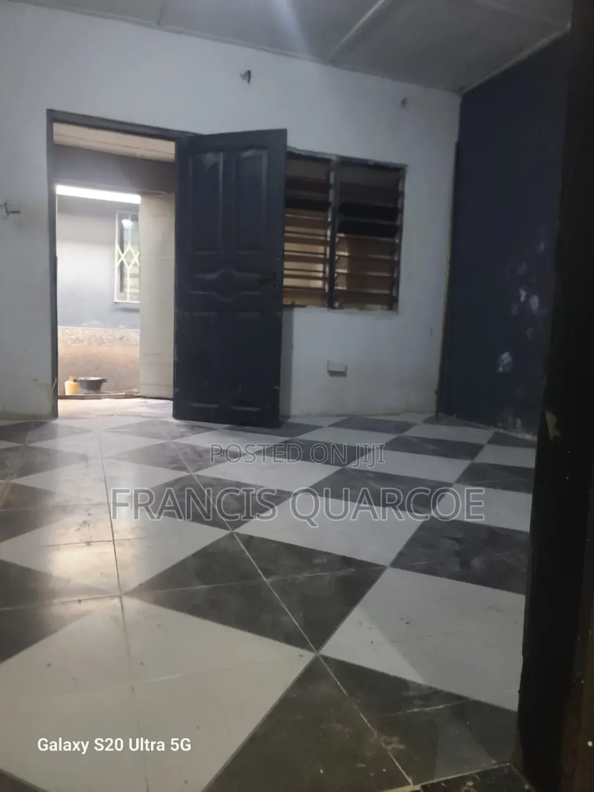 1bdrm Room & Parlour in Paradise Estates, Pillar 2 for rent