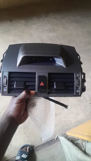 Toyota Corolla 2011 2013 Ac Vents Available