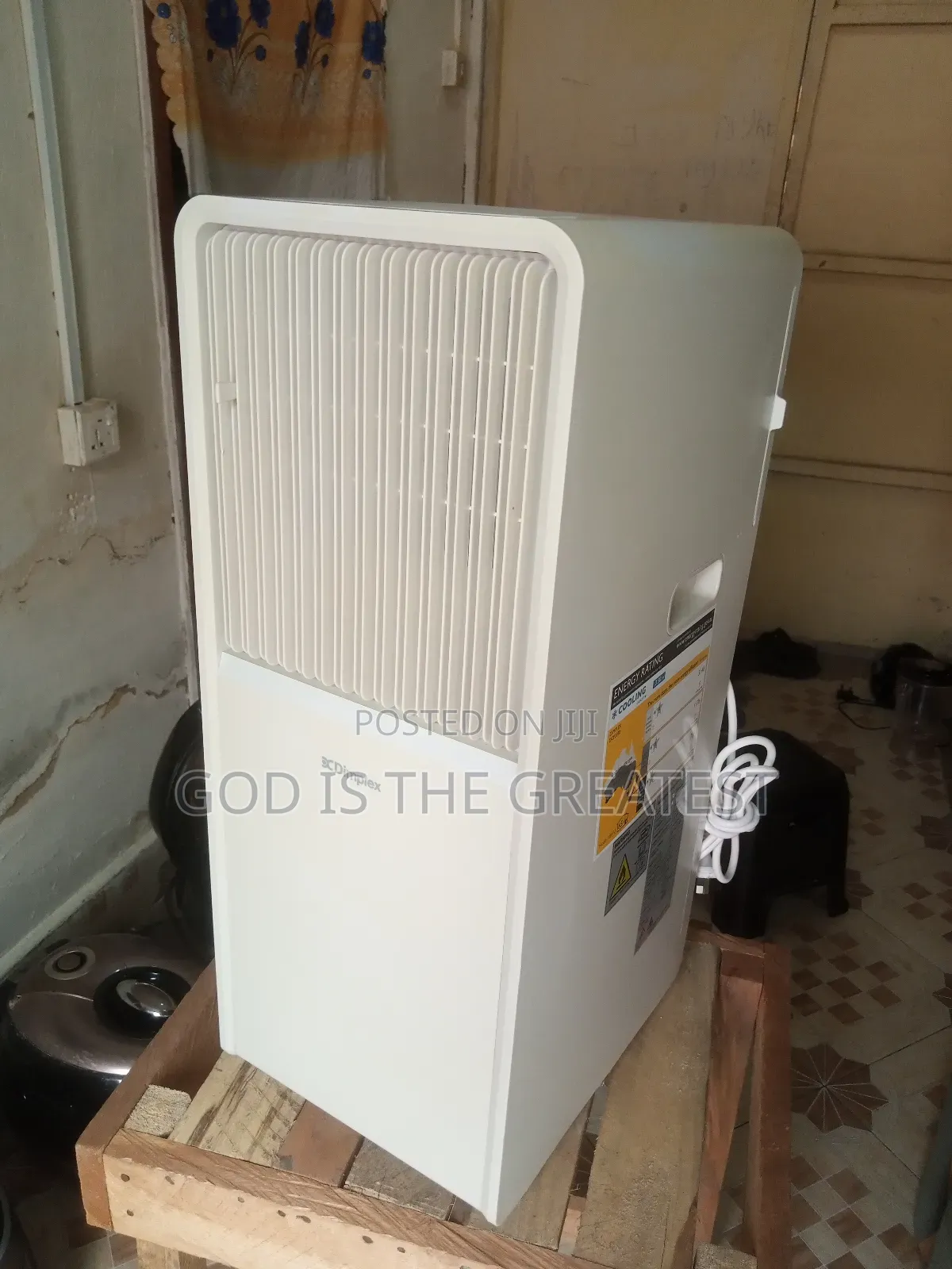Dimplex Modern 3.0hp Air Conditioner With Wifi Connection