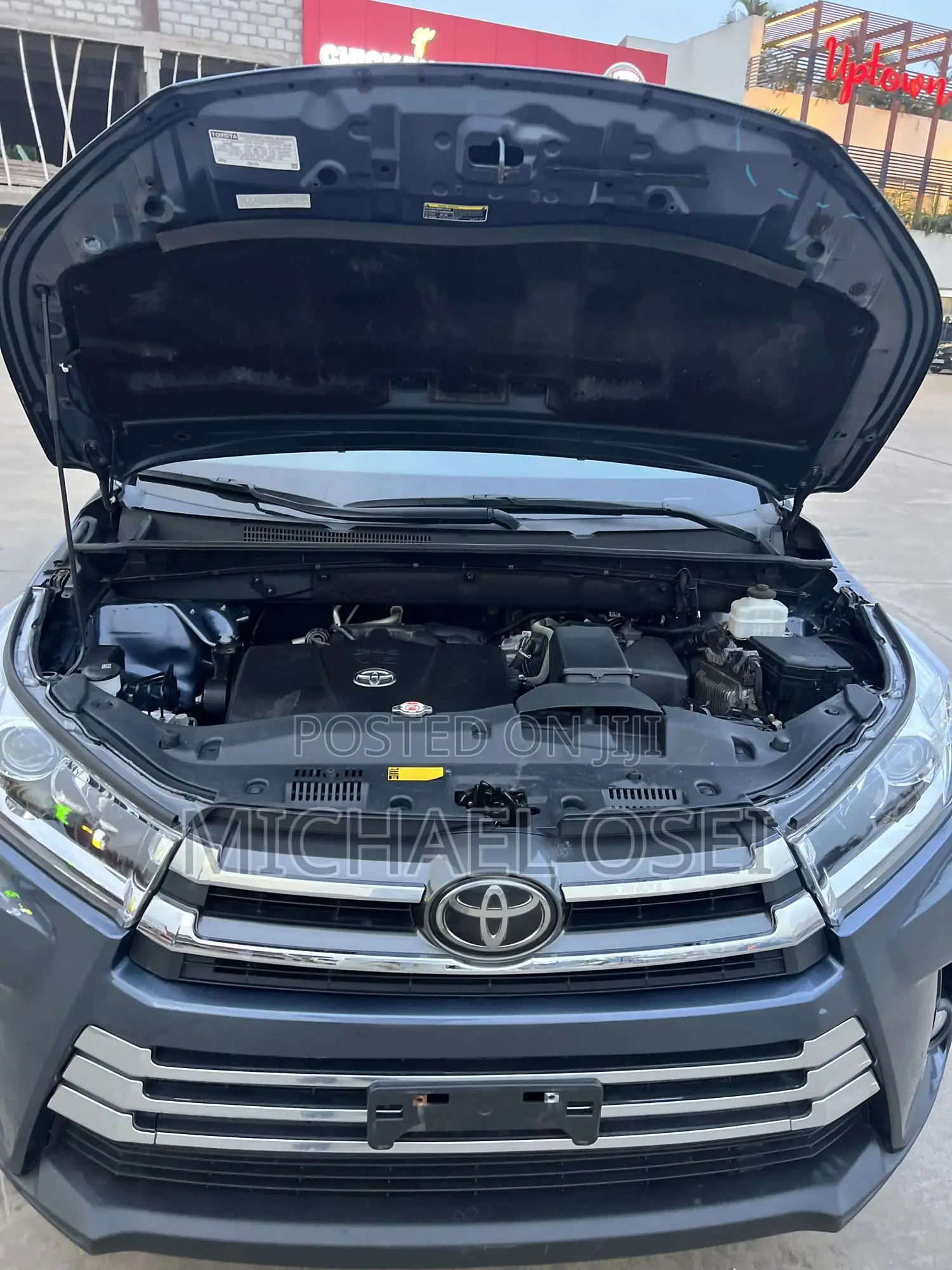 Toyota Highlander XLE 2019 Gray