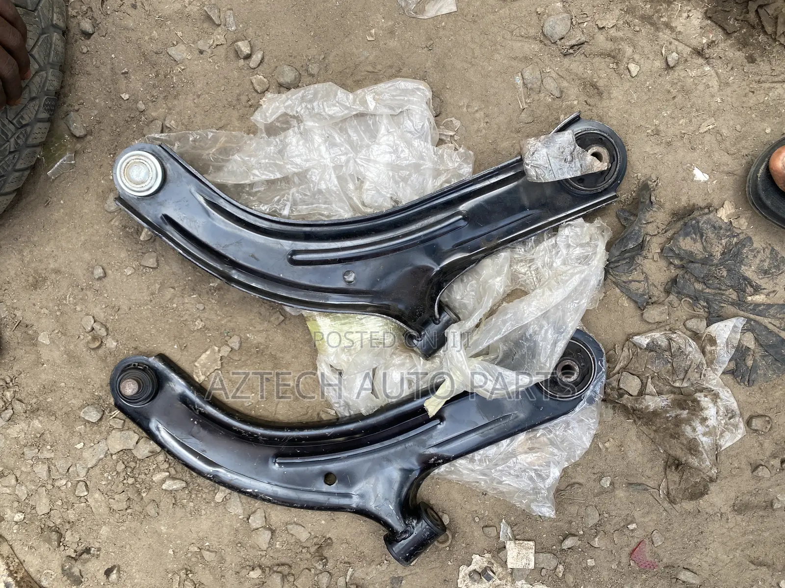 Nissan Versa 2008-2011 Lower Arm