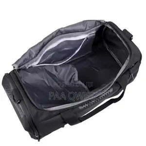 Foldable Gym Bag With Large Storage Capacity