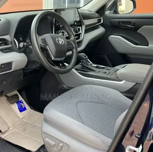 Toyota Highlander 2020 Blue