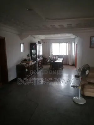 5bdrm Apartment in Old Town for sale