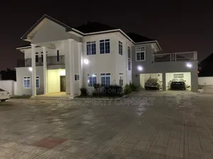 4bdrm House in Teshie for sale