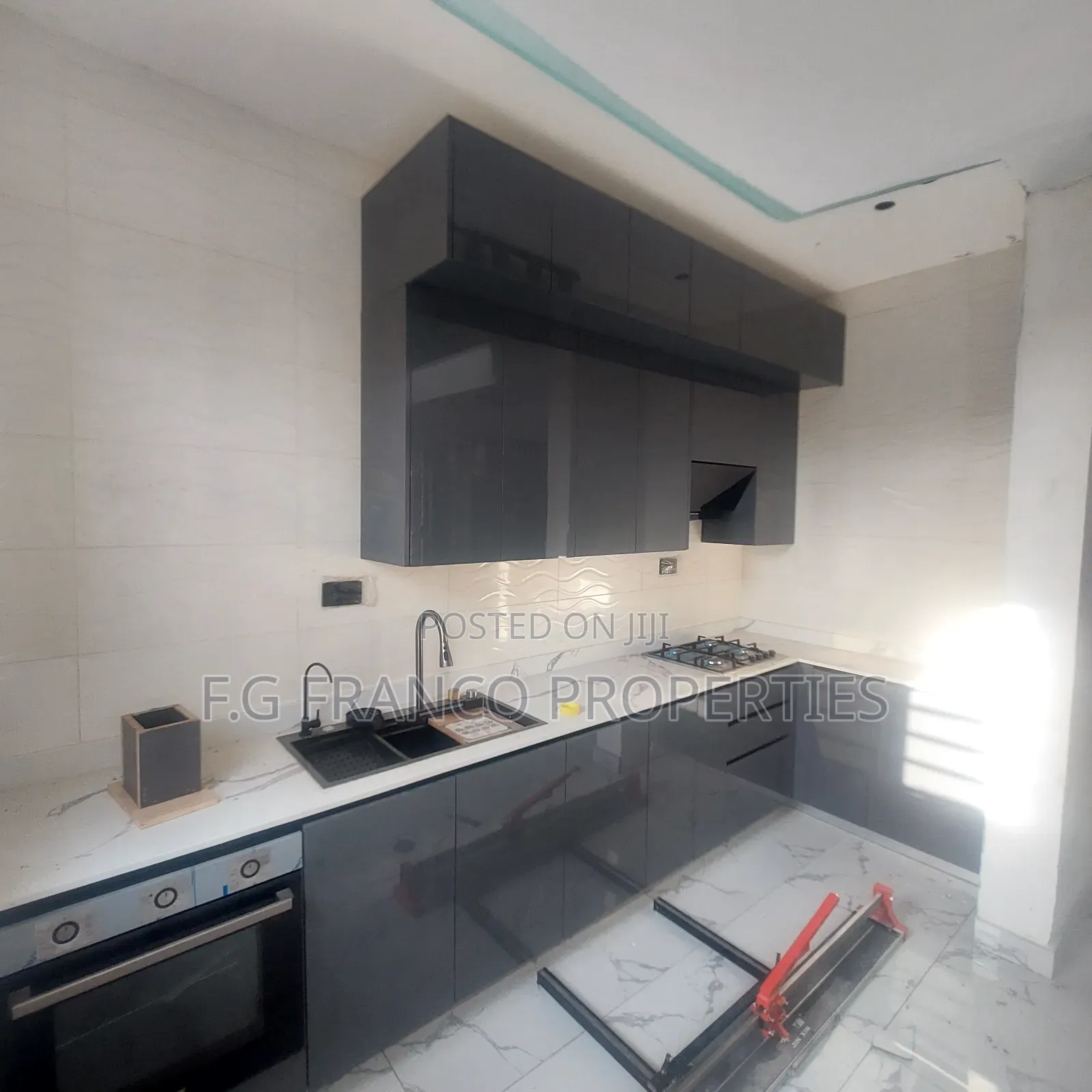 3bdrm House in Kg. Franco, Adjiriganor for sale